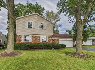 848 Clohesey Dr, Buffalo Grove, IL 60089