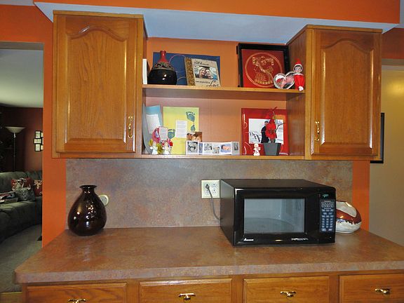 3rd image of 66 Marrano Dr