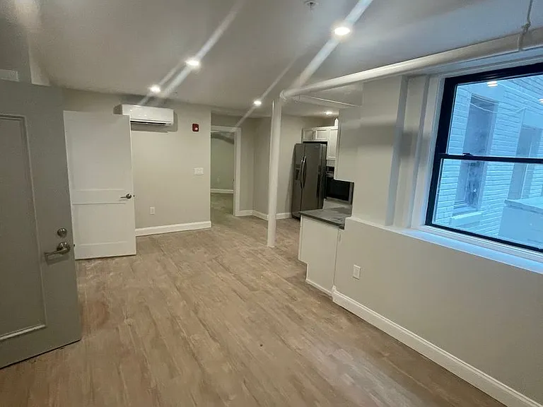 8 Ayr Rd #A — Photo 2