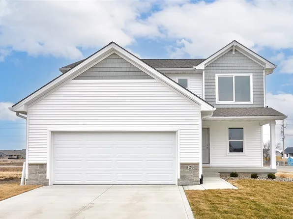 1030 Commons Ct, Carlisle, IA 50047