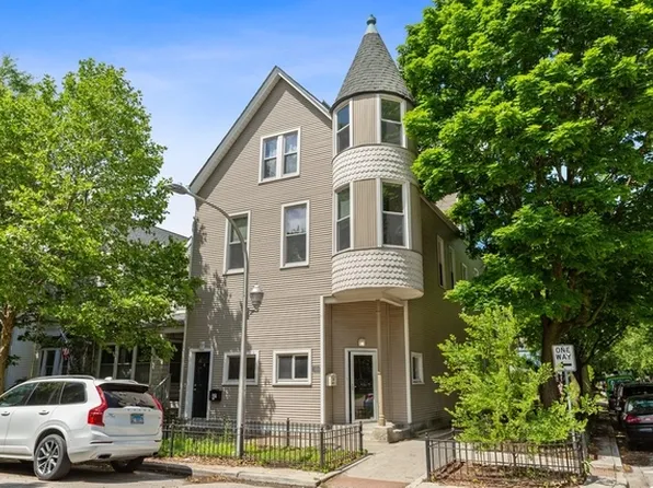 3058 N Hoyne Ave #1, Chicago, IL 60618