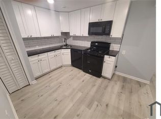 352 E University Pkwy #C, Baltimore, MD 21218