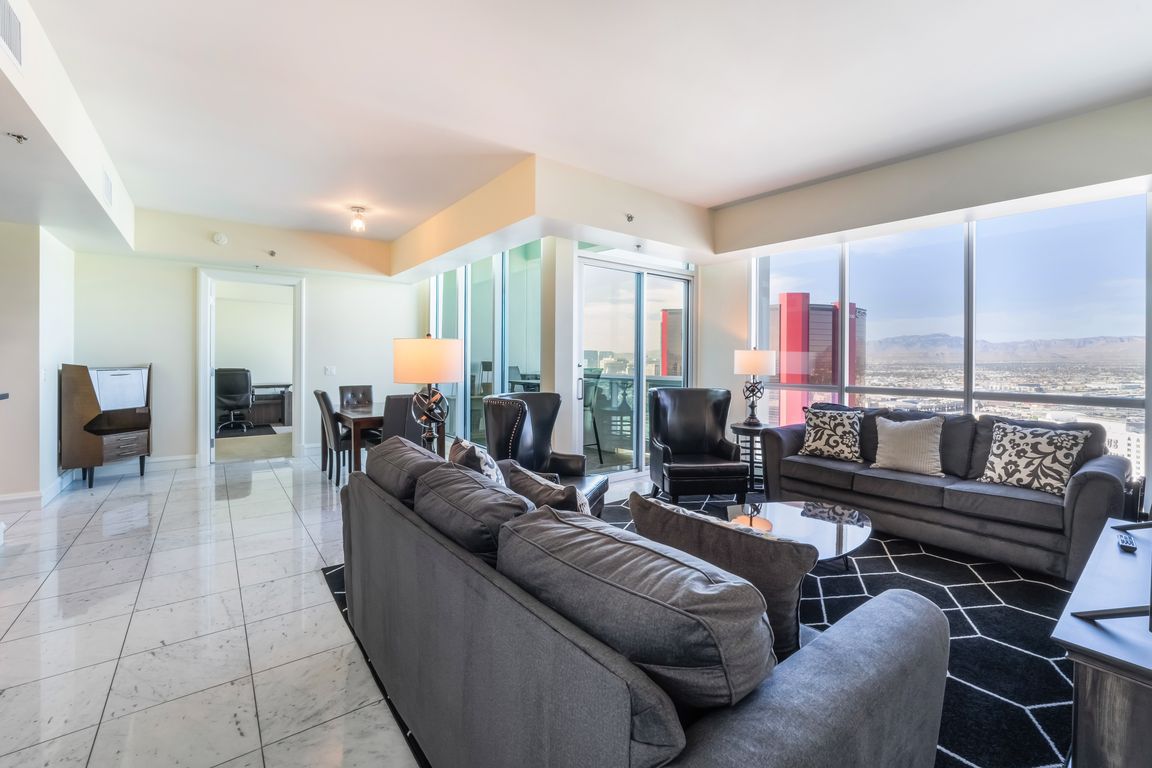 next background image