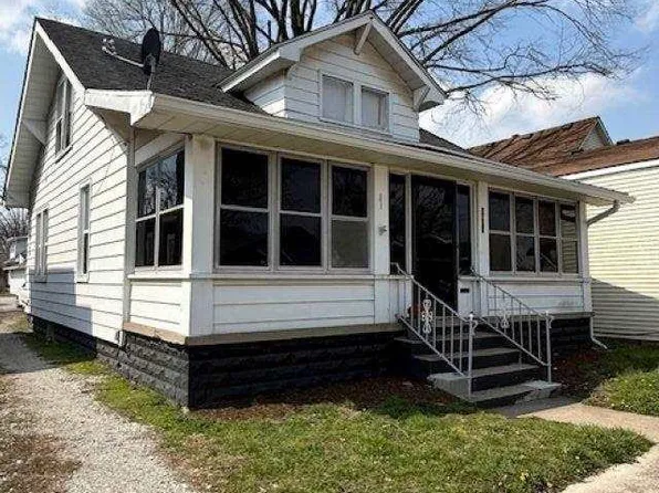 2611 S 7th St, Terre Haute, IN 47802