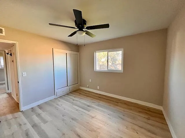 813 Oakwood St — Photo 8