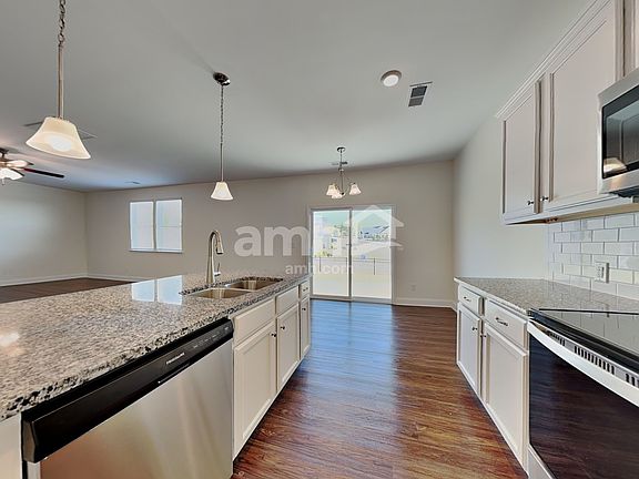 4th image of 104 Garrison Grove Ct
