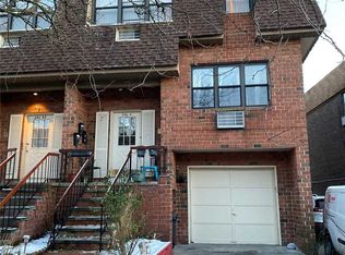 24040 69th Ave, Little Neck, NY 11362
