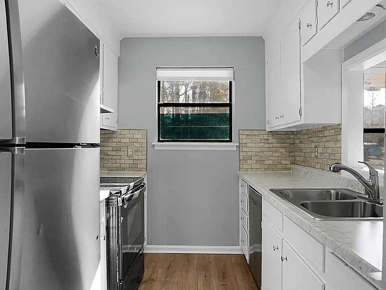 158 Hummingbird Ave #B — Photo 15