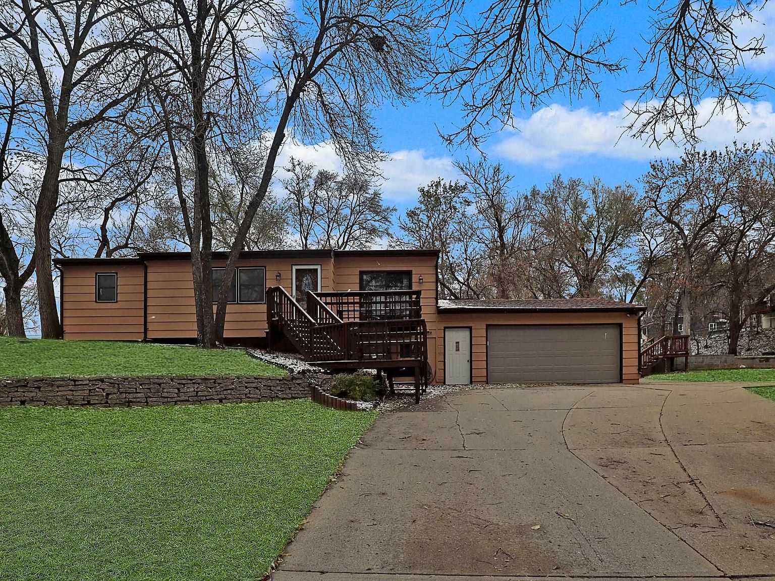 2810 Cheyenne Blvd, Sioux City, IA 51104 Zillow