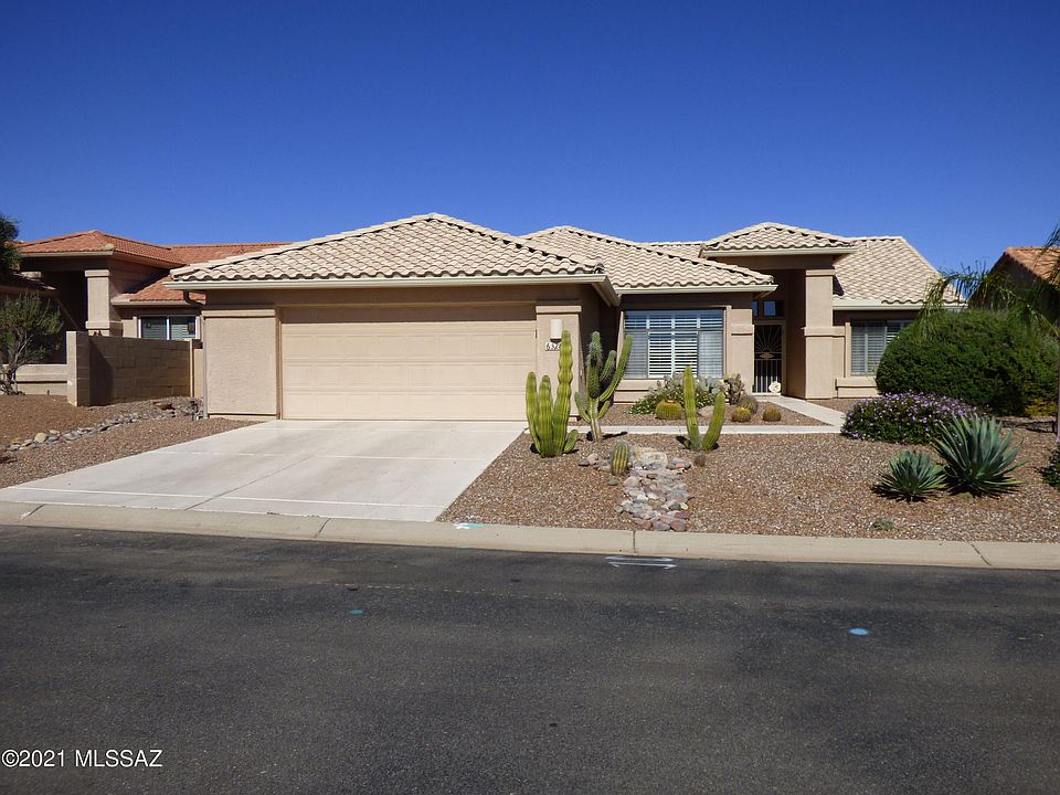1st image of 63280 E Mountain Wood Dr