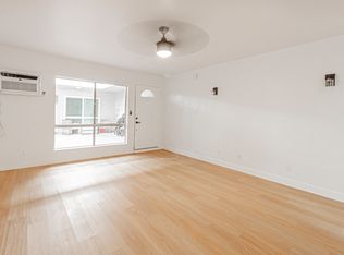 4726 Orion Ave #A, Sherman Oaks, CA 91403