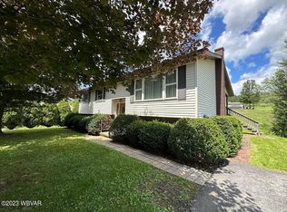 16 Park Dr, Lock Haven, PA 17745