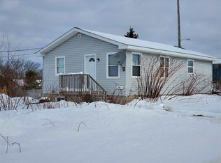 61 Willow St, Sydney, NS B1P3A2