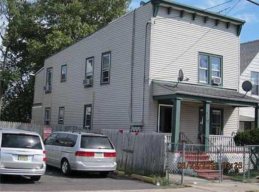 2nd image of 286 Watson Ave