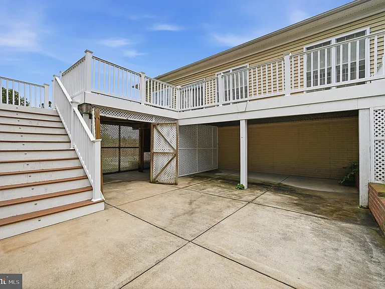 24267 Purple Finch Dr — Photo 64