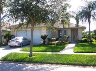2922 Sunset Lakes Blvd, Kissimmee, FL 34747