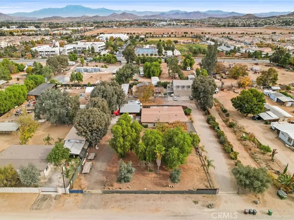 30640 Old Windmill Rd, Menifee, CA 92584
