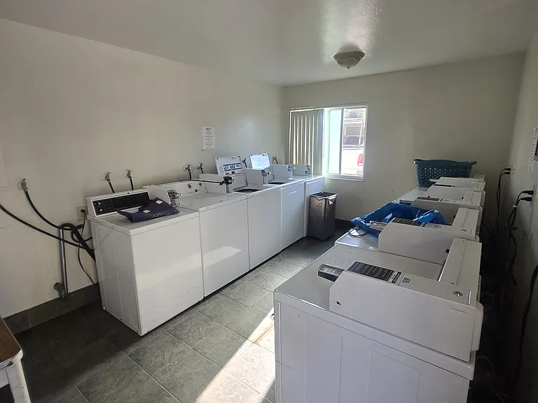 1399 Pacific Ave — Photo 10