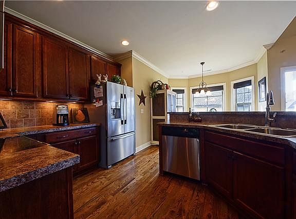 5th image of 7502 Nathaniel Woods Blvd