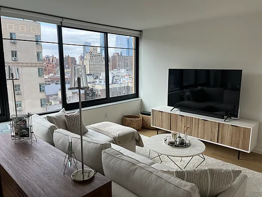 Rented by Keller Williams NYC | media 113