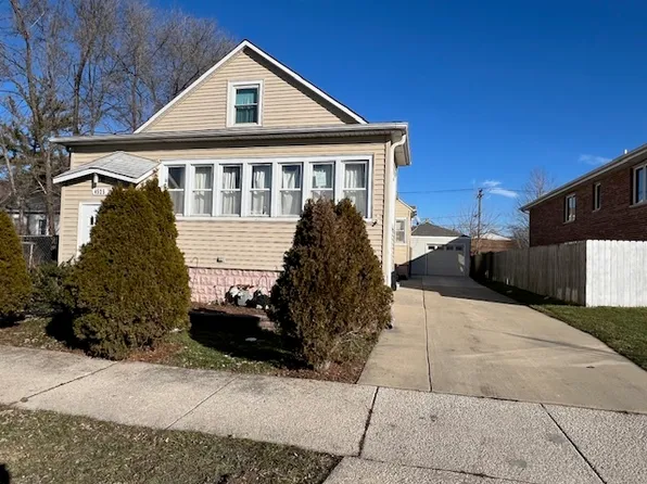 4525 Joliet Ave, Lyons, IL 60534