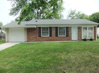 4 Jamaica Dr, Saint Peters, MO 63376