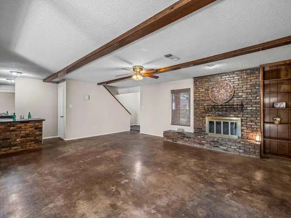 8633 Knoxville Dr Unit C27, Lubbock, TX 79423