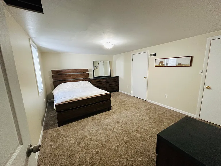628 W Easter Pl — Photo 3