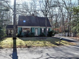 249 Mockingbird Ln, Marstons Mills, MA 02648