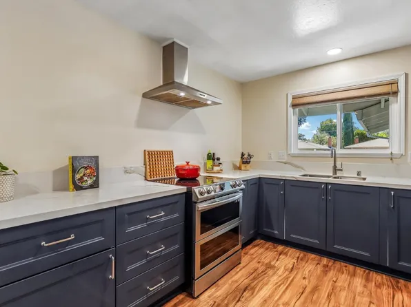 106 Anita Court, Vacaville, CA 95688