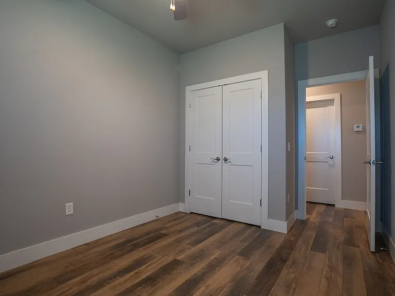 1735 Booker Cir — Photo 17