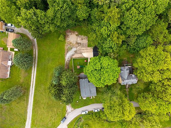 5th image of 1008 Small Rd