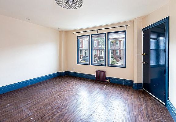 2nd image of 32-36 47th St #2