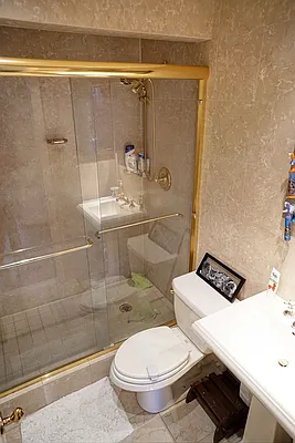 Sold by REGII | media 9