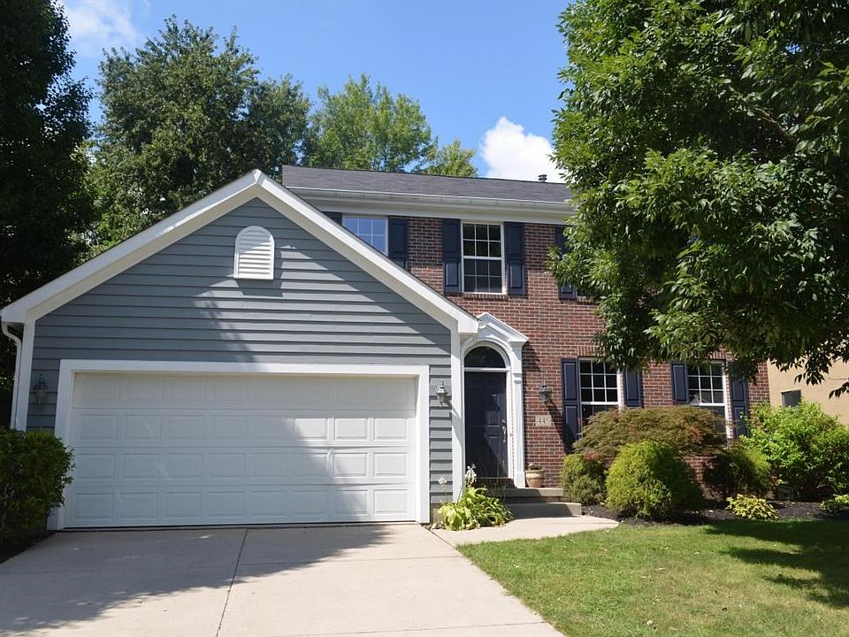1st image of 445 Maplebrooke Dr E