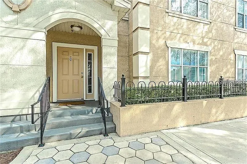 2 bed, 2.5 bath, 1459 sqft, $2,395 — Photo 1