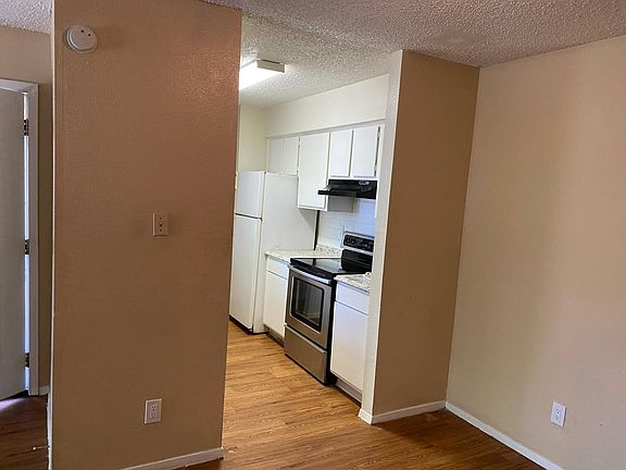 4th image of 12615 Brookglade Cir Unit 216