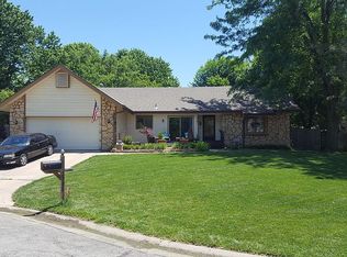 2334 N Addison Cir, Wichita, KS 67226