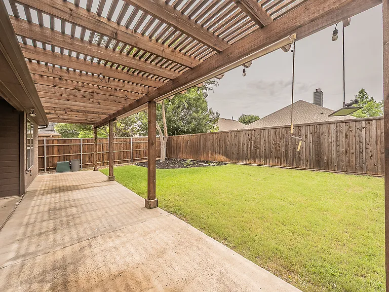 412 Hideaway Rd — Photo 44