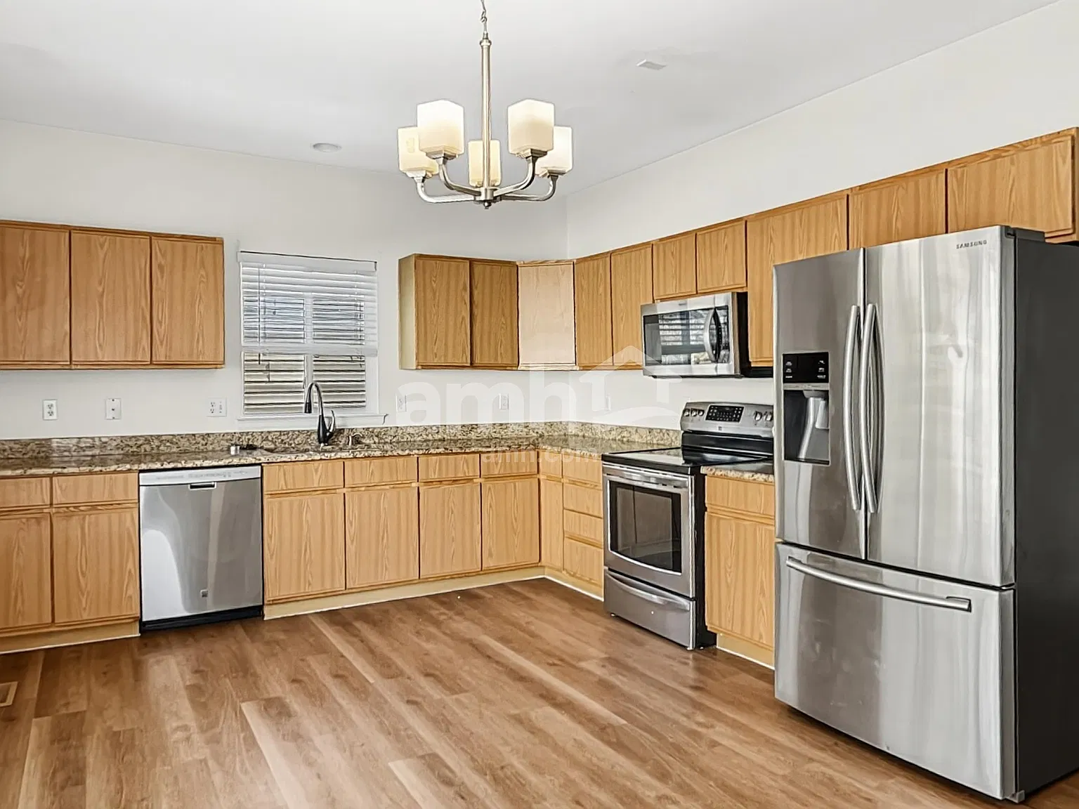 3 bed, 2.5 bath, 1727 sqft, $3,000 — Photo 3