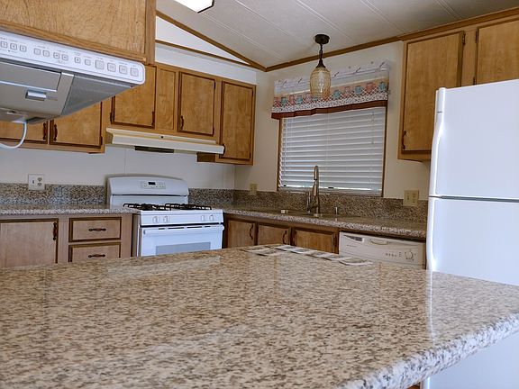 3rd image of 1456 E Philadelphia Ave #180