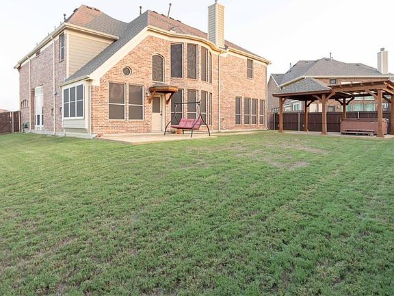 3rd image of 2100 Parkhurst Ct