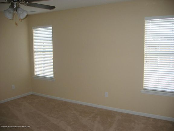5th image of 4312 Genevieve Dr