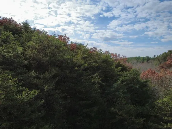 30 Gillespie Rd SE, Fairmount, GA 30139