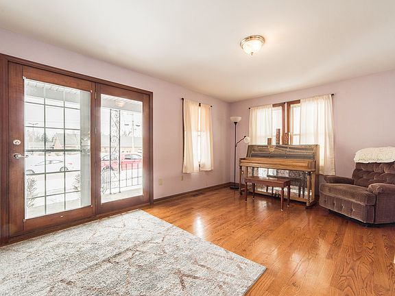 4th image of this home