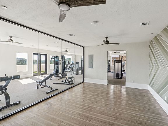 Lavella Modern Gym Facility