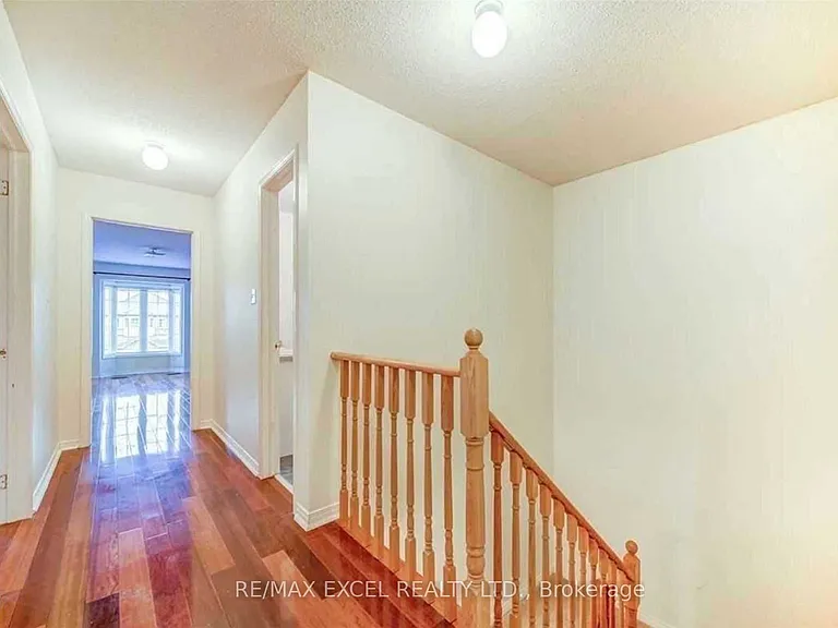 175 Shepton Way #UPPER — Photo 10
