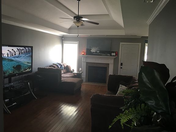4th image of 2897 Brewster Dr