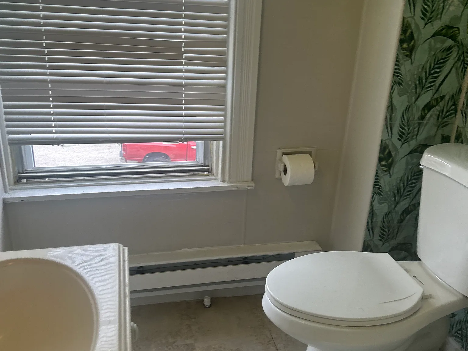 1 bed, 450 sqft, $1,000 — Photo 4