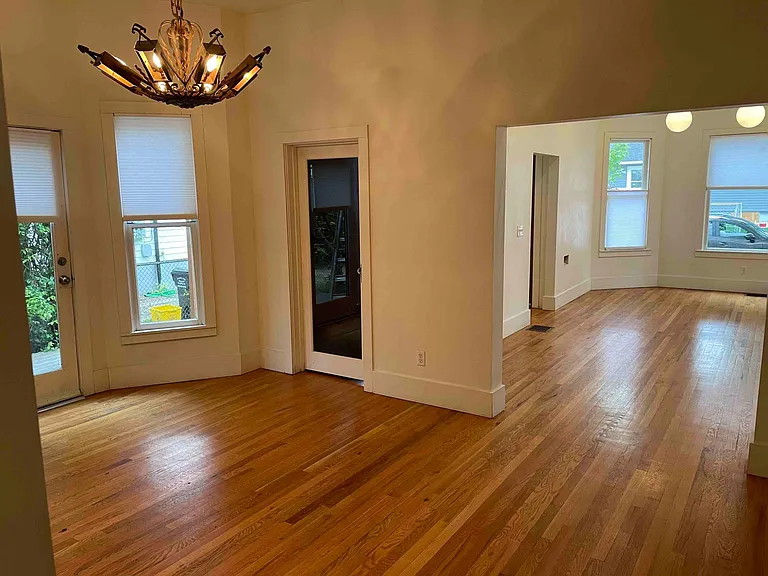 3634 NE Cleveland Ave — Photo 7